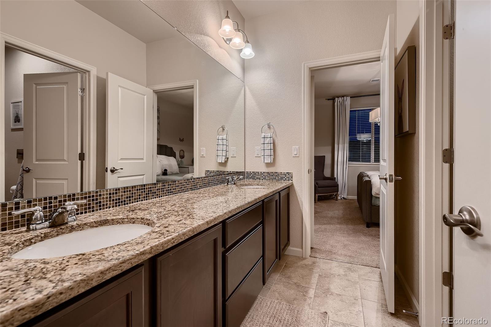 7585 S Quantock Court