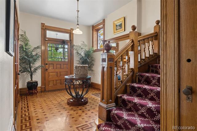 1360 N Corona Street