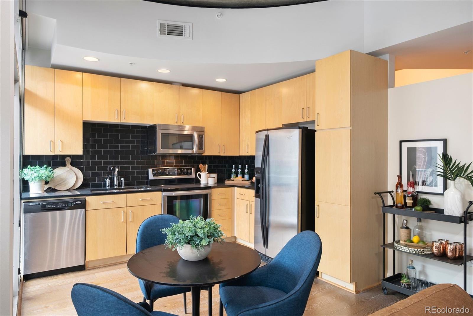 1700 Bassett Street Unit: 505