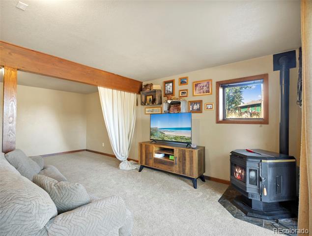 6573 Iroquois Trail