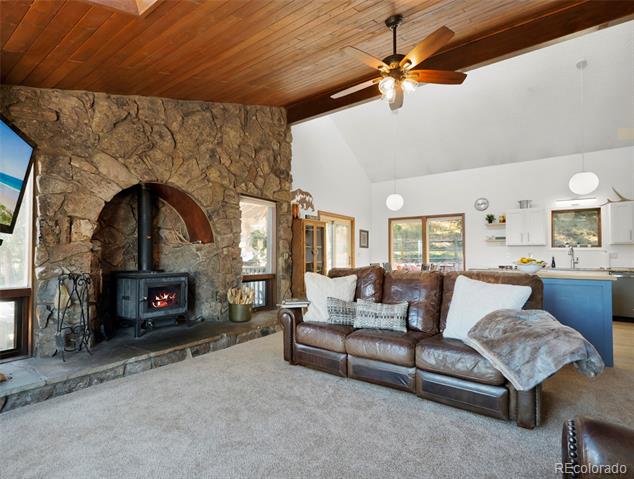 6573 Iroquois Trail