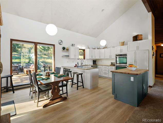 6573 Iroquois Trail
