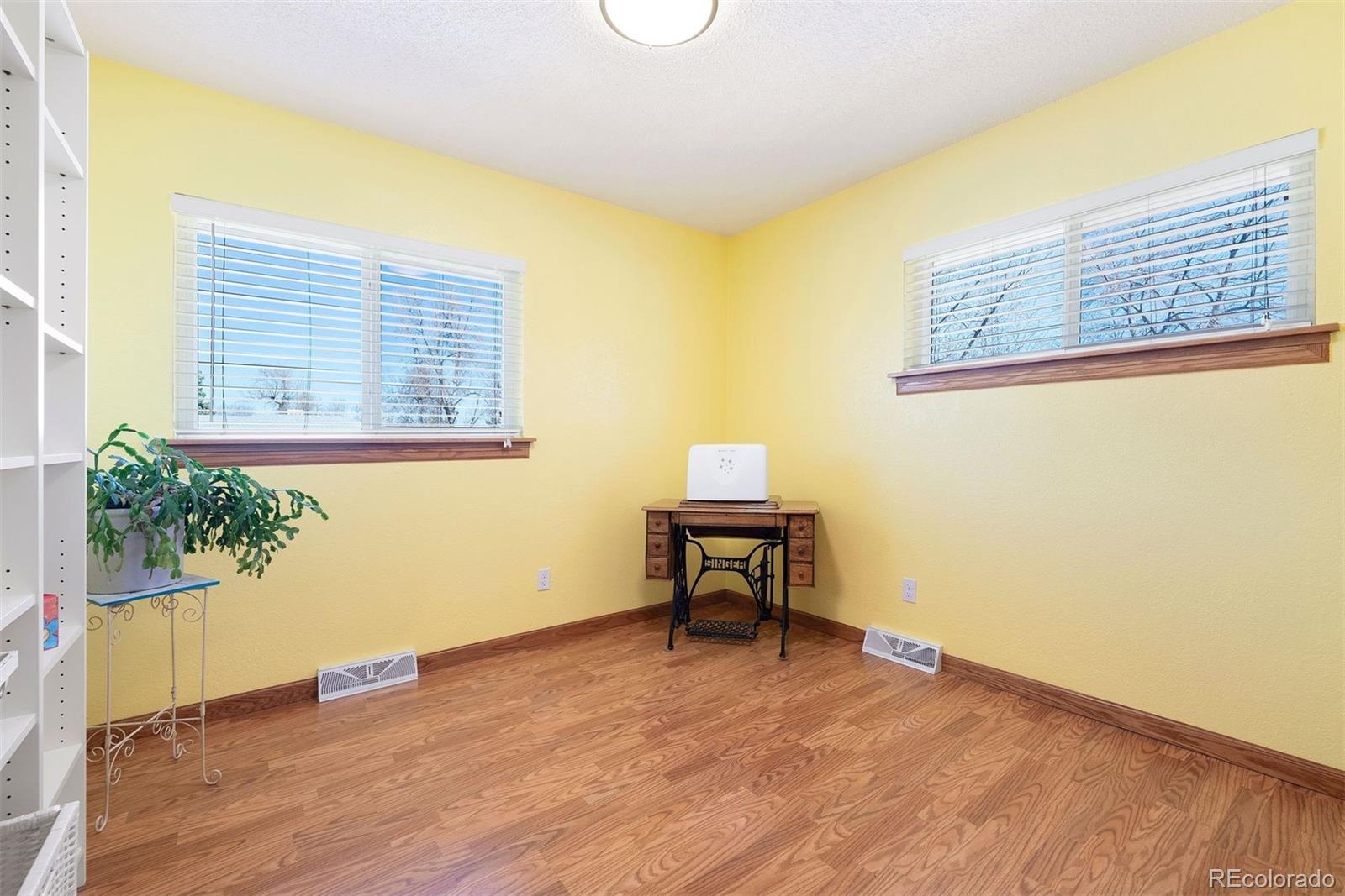 12384 W Connecticut Drive