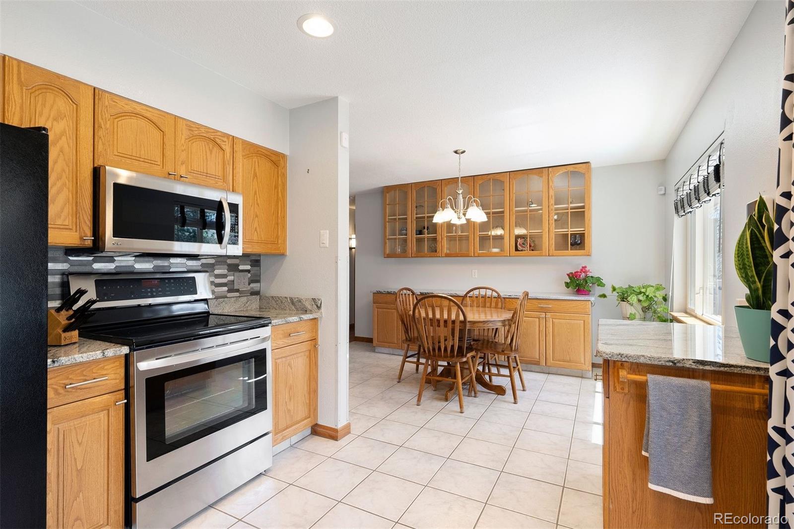 12384 W Connecticut Drive