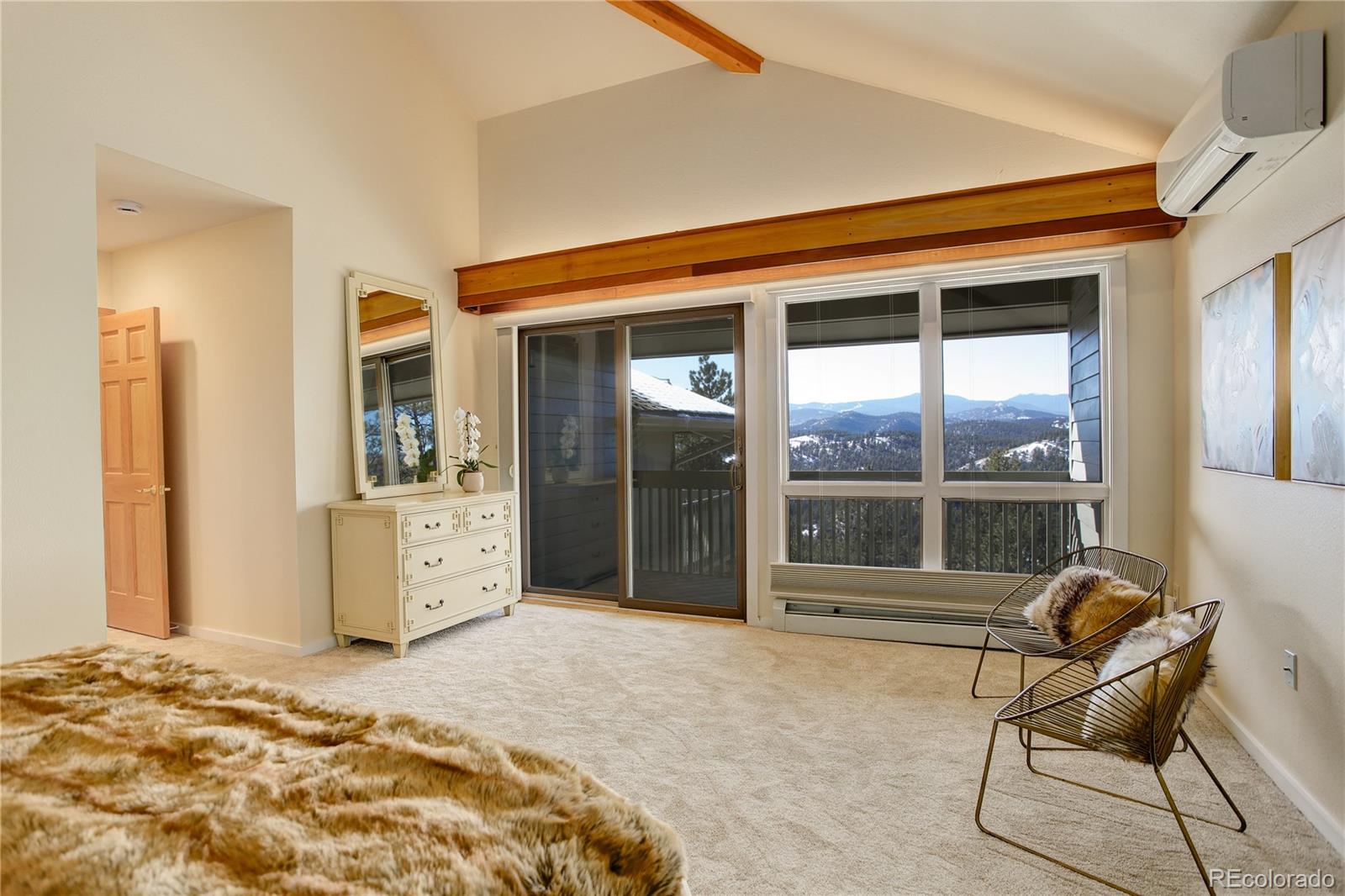25060 Montane Drive West