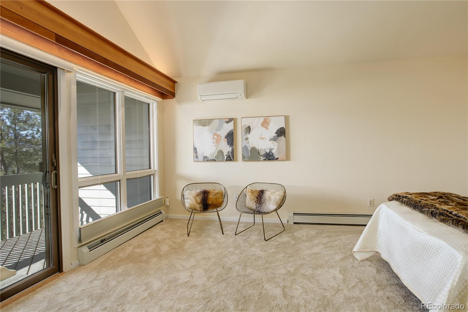 25060 Montane Drive West