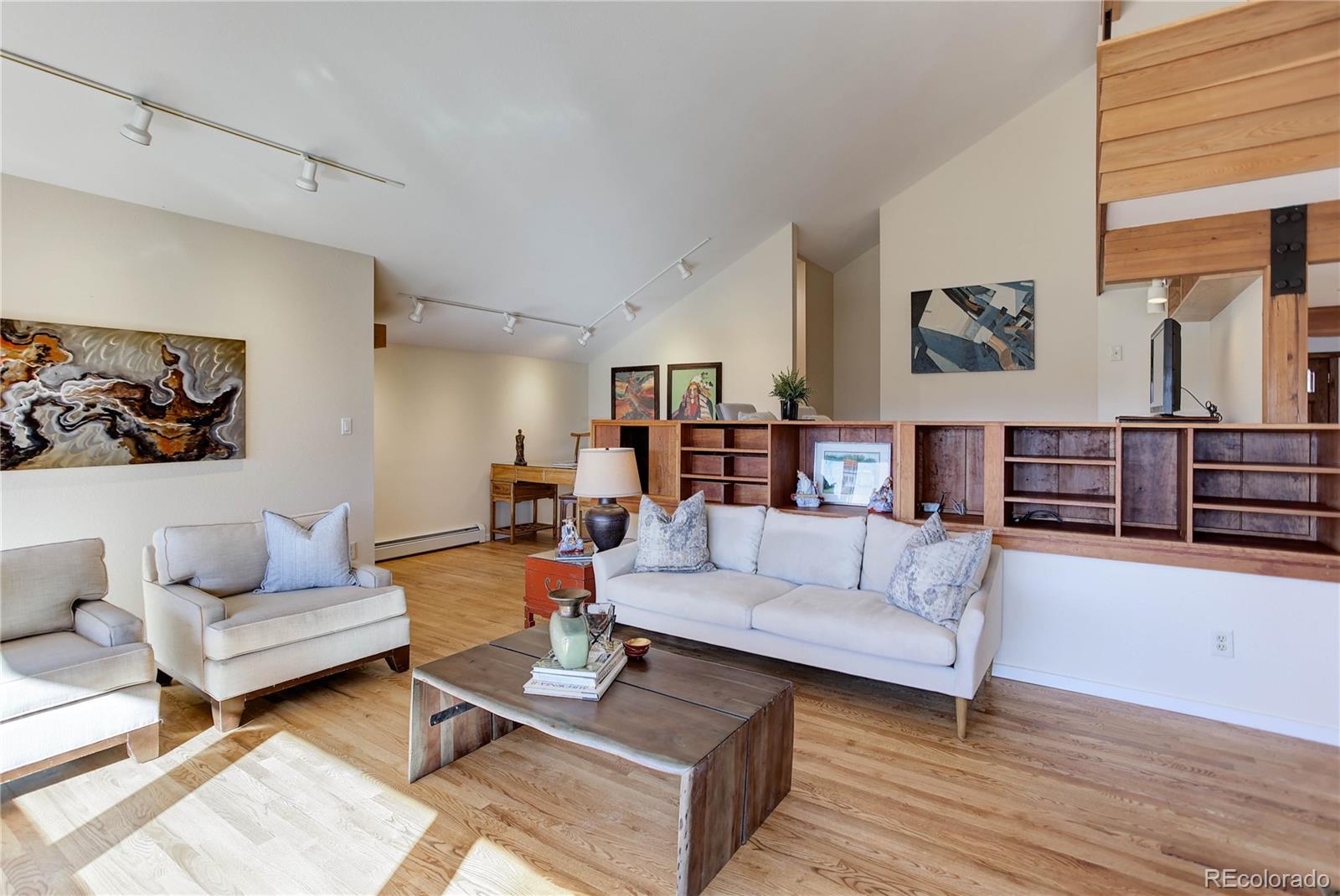 25060 Montane Drive West
