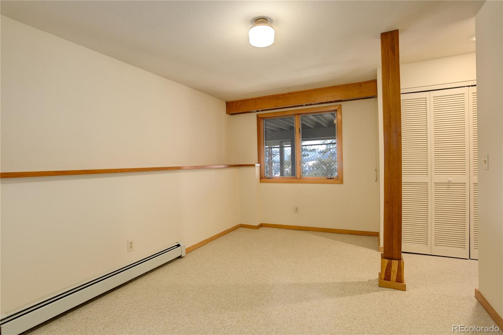 25060 Montane Drive West