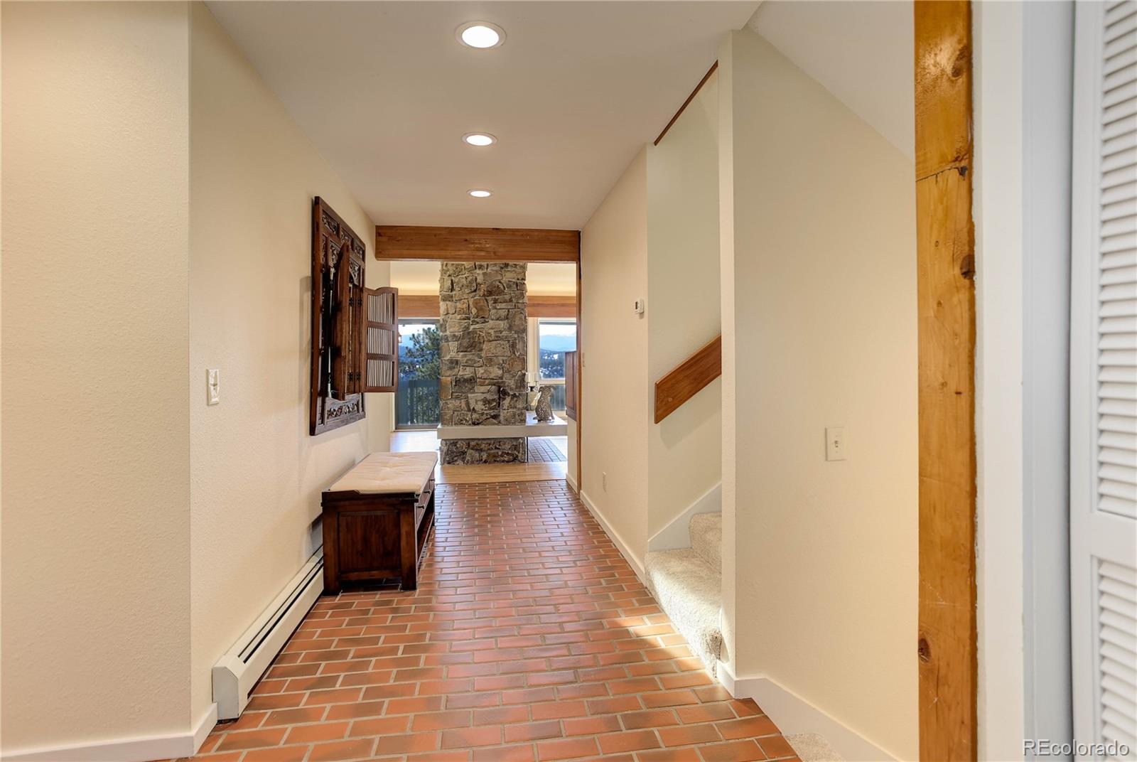 25060 Montane Drive West