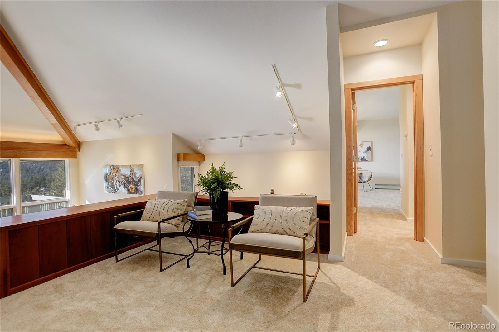 25060 Montane Drive West
