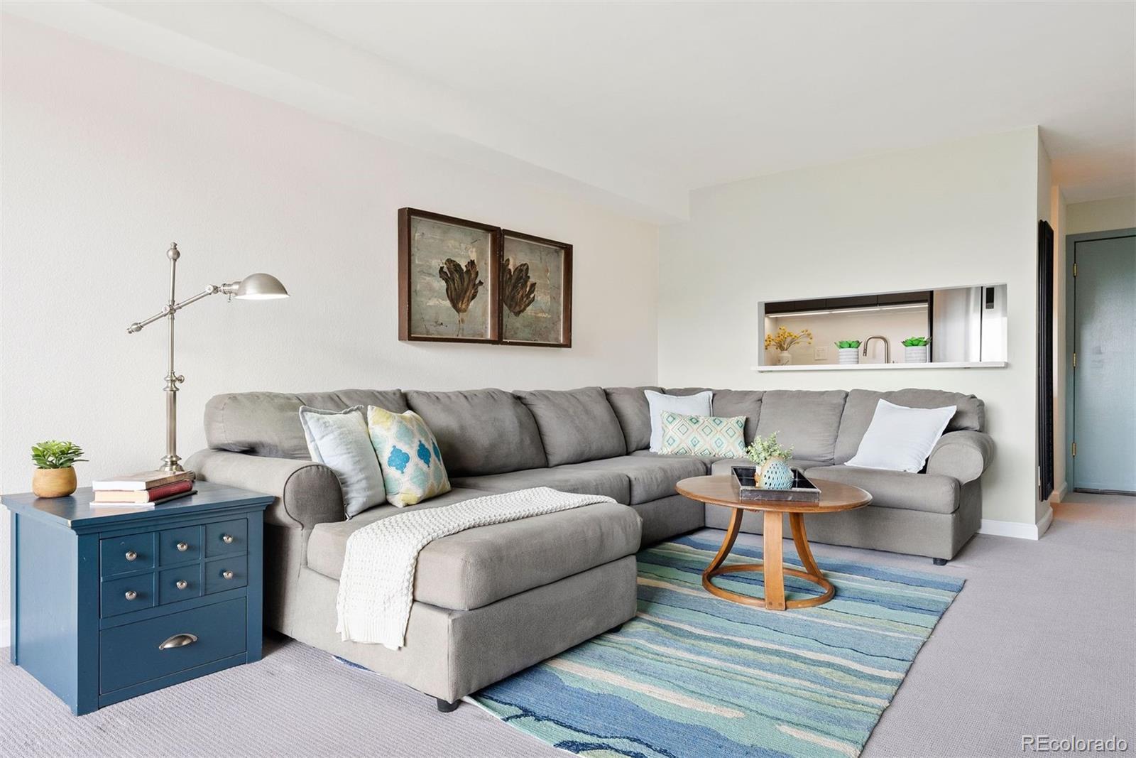 2 Adams Street Unit: 806