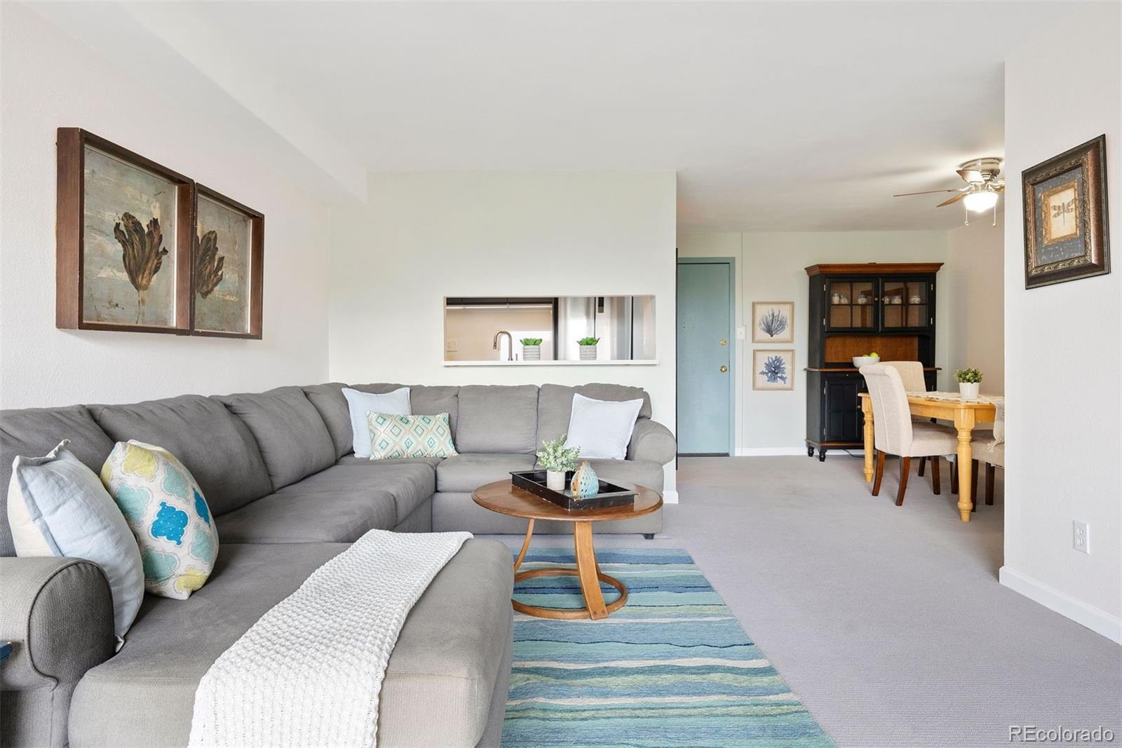 2 Adams Street Unit: 806