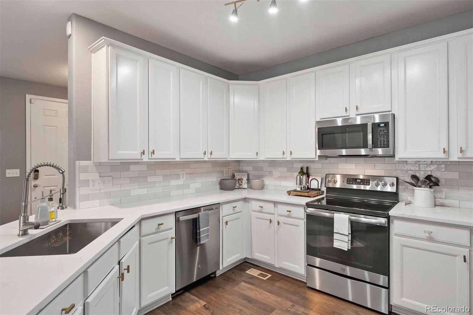 23621 E Mississippi Circle