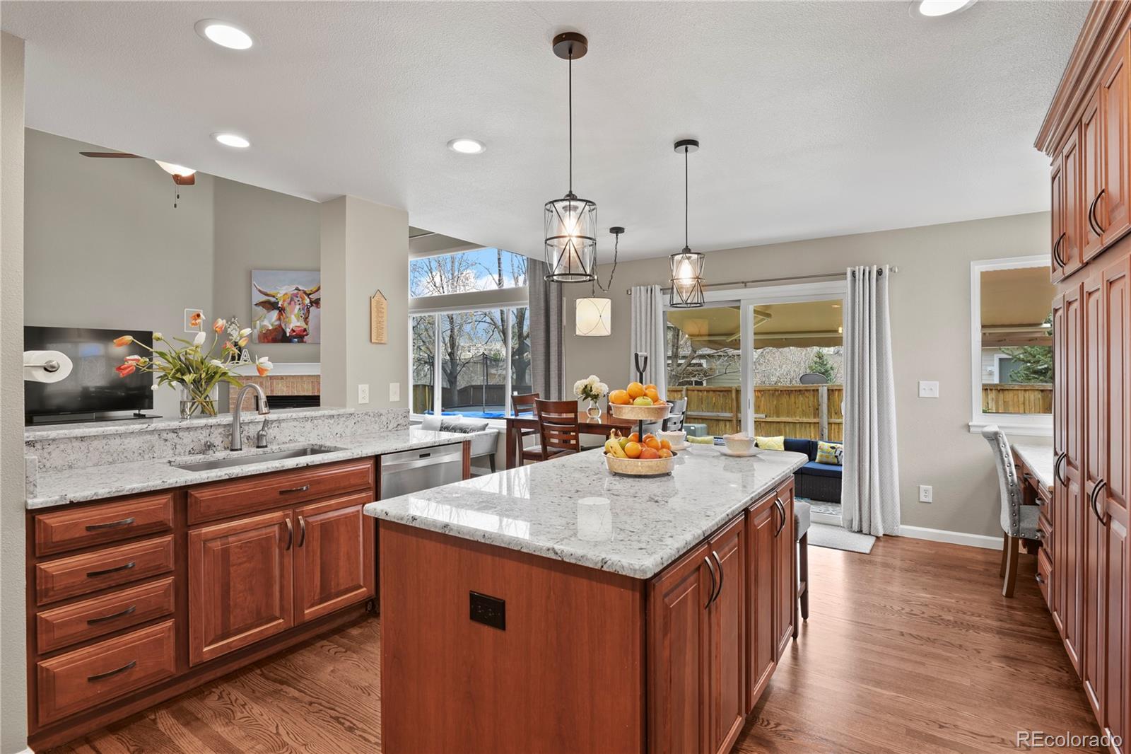 8878 Chestnut Hill Court