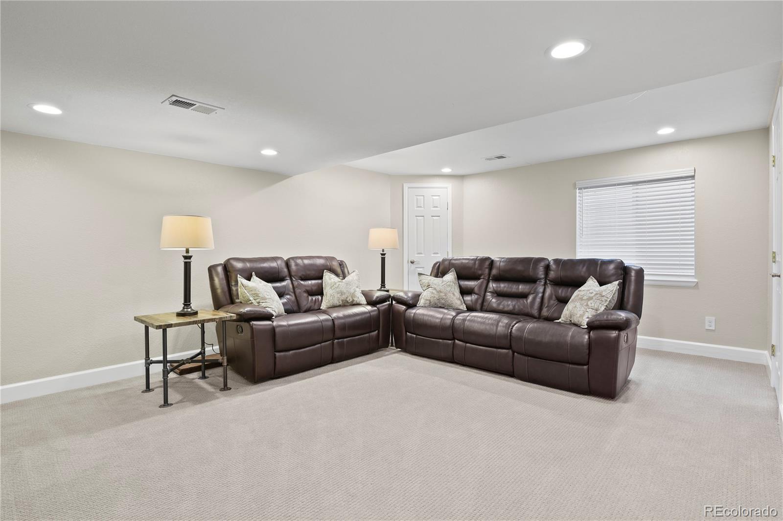 8878 Chestnut Hill Court