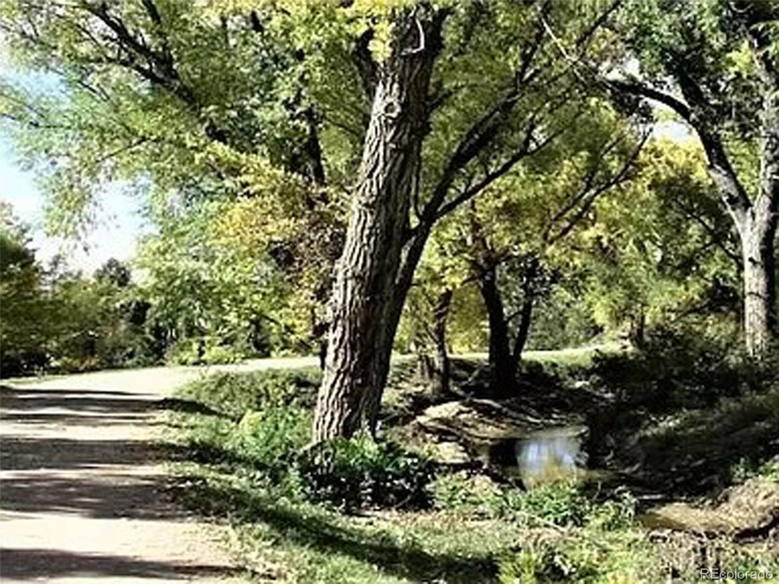 1429 S Ulster Street