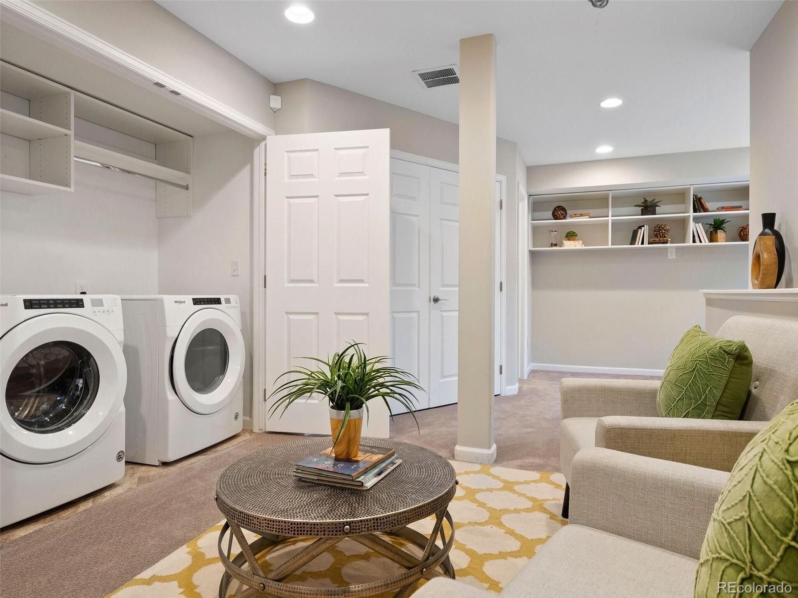 1429 S Ulster Street