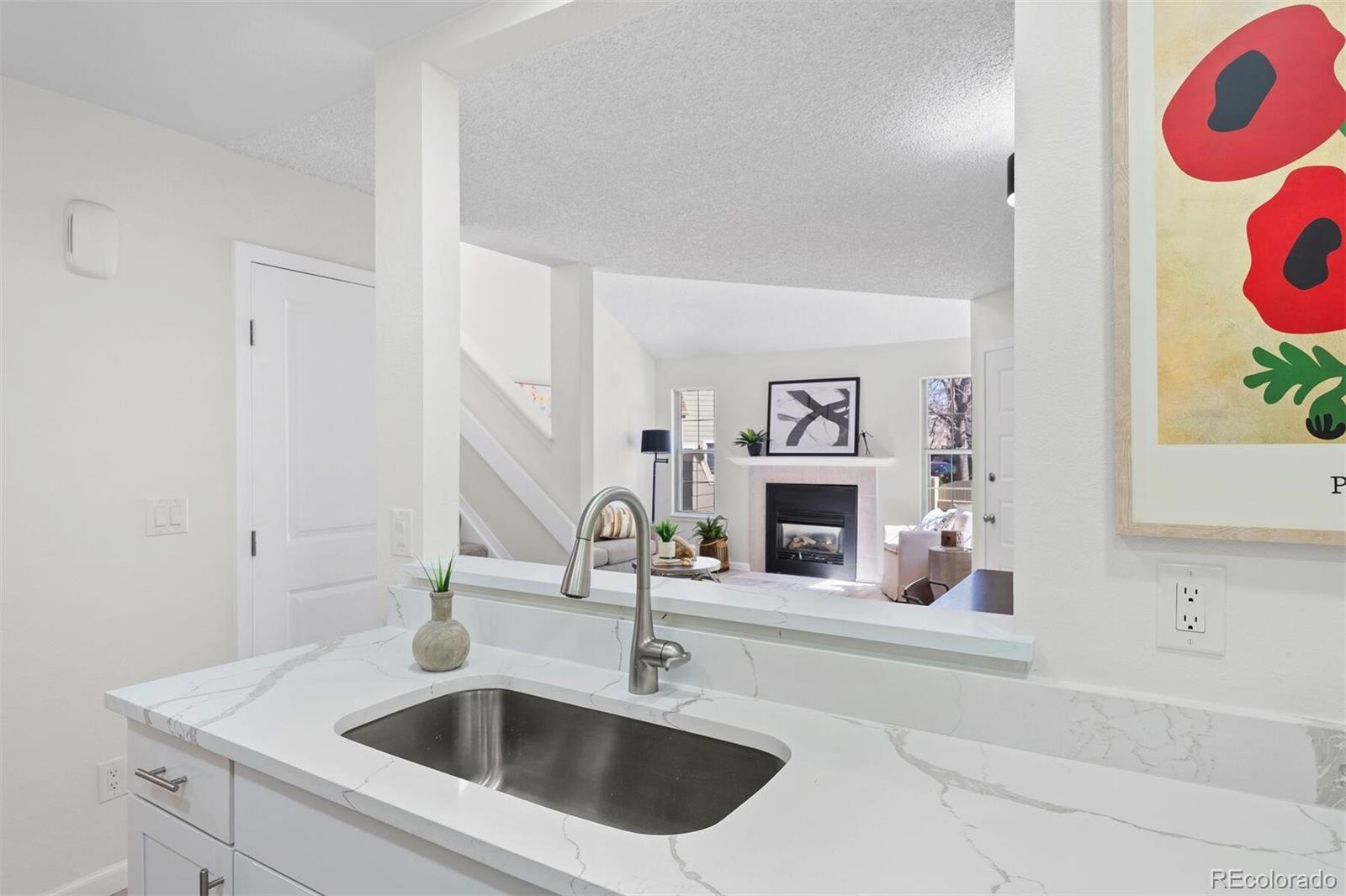 7373 E Iowa Avenue Unit: 1074