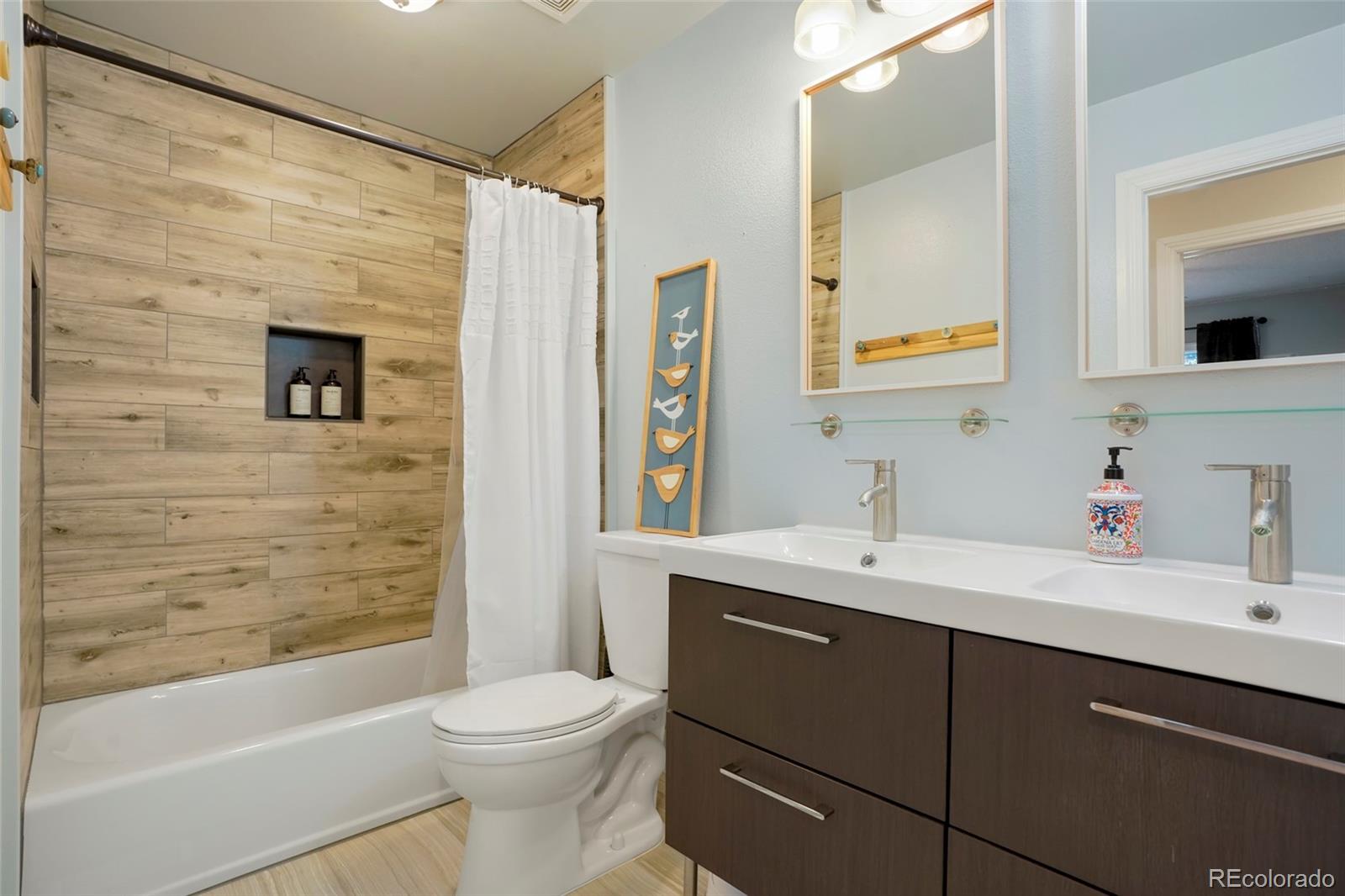 8431 S Willow Creek Street