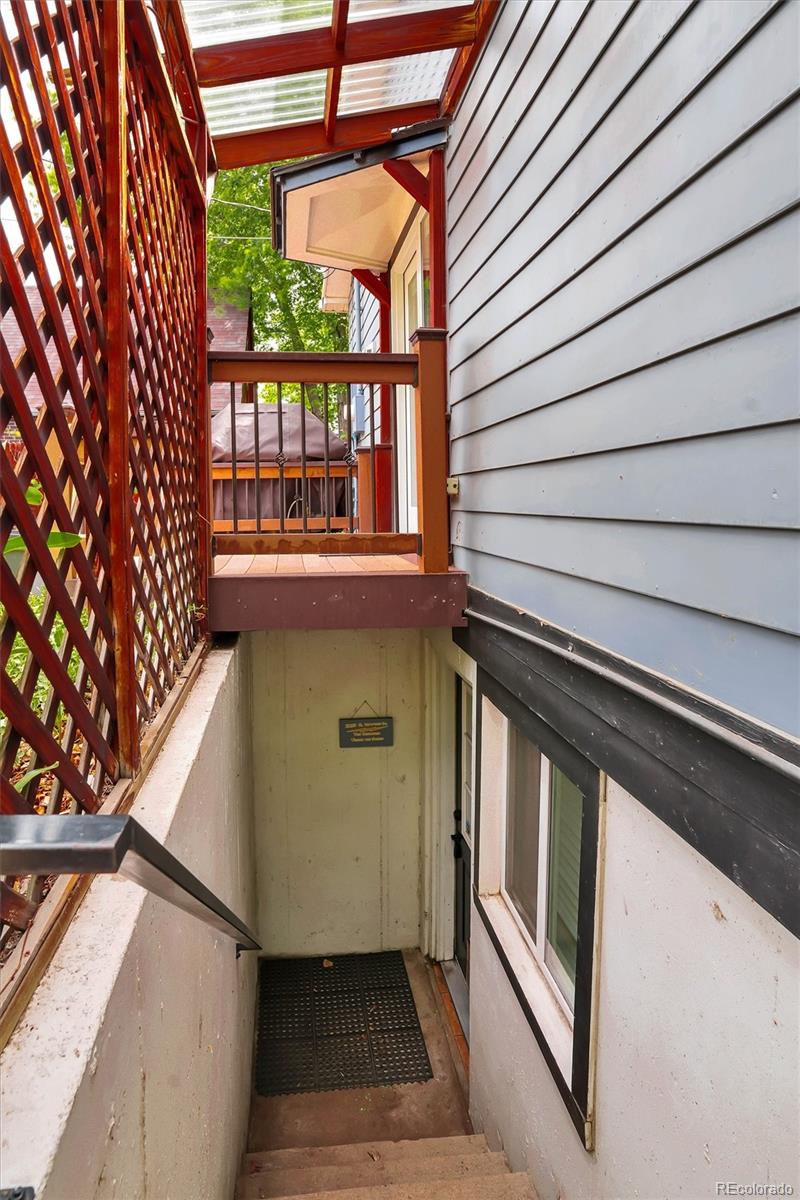 2226 Newton Street
