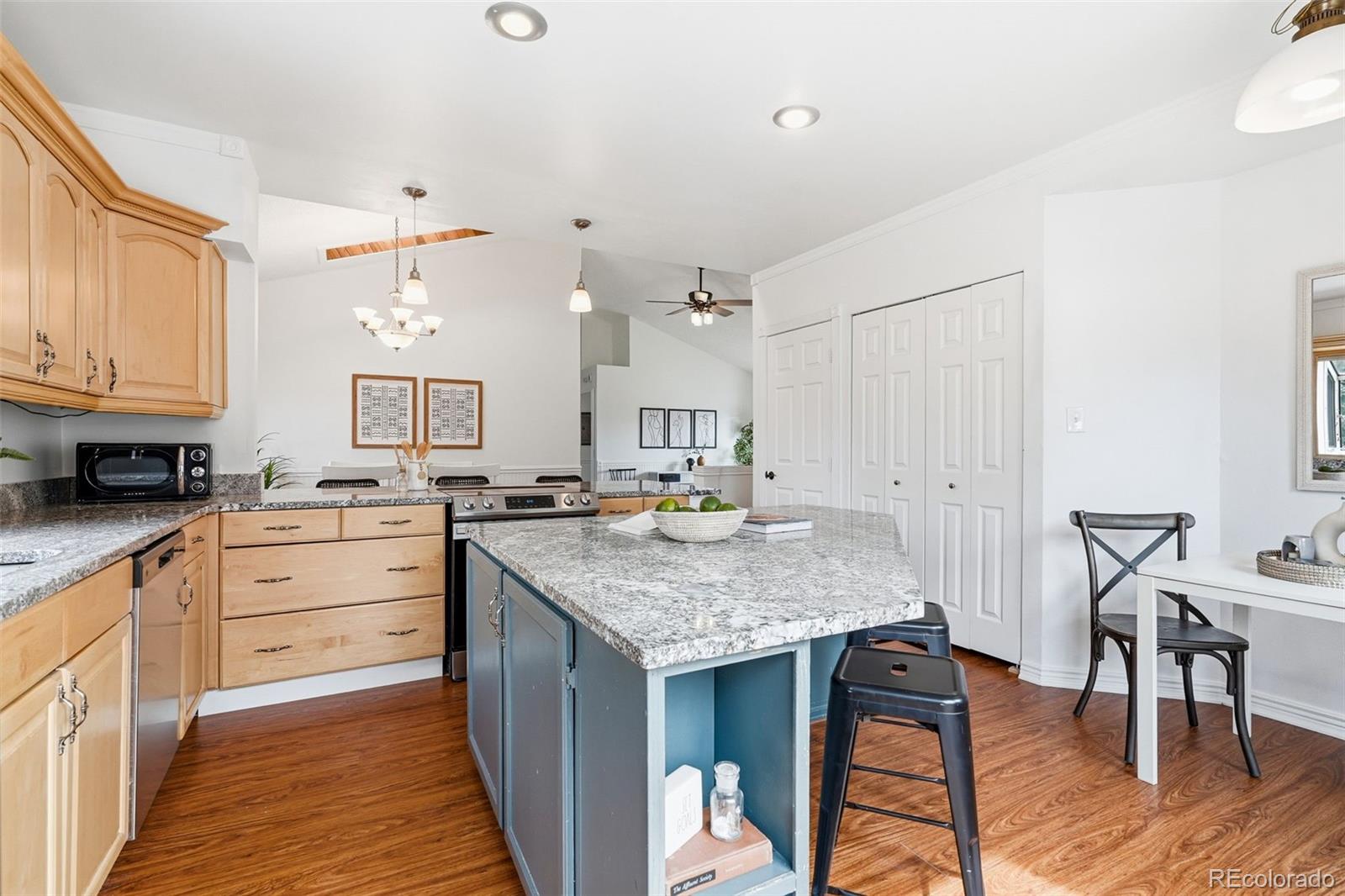 5437 S Swadley Court
