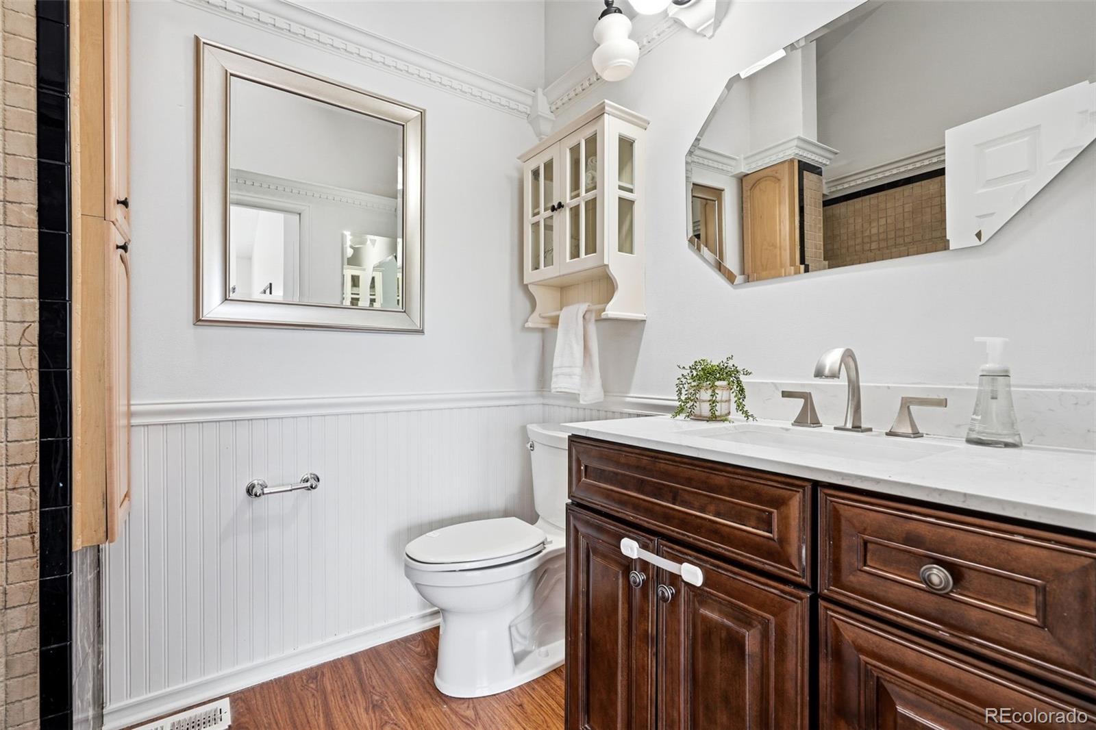 5437 S Swadley Court