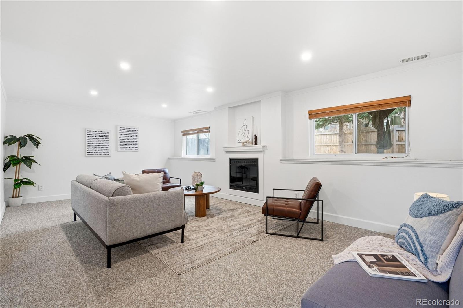 5437 S Swadley Court