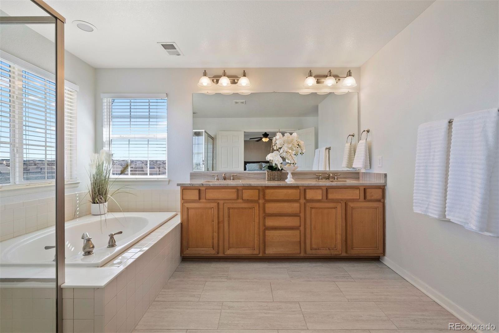 10236 Greenfield Circle