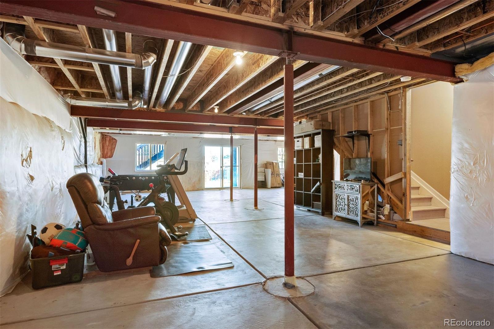 10236 Greenfield Circle