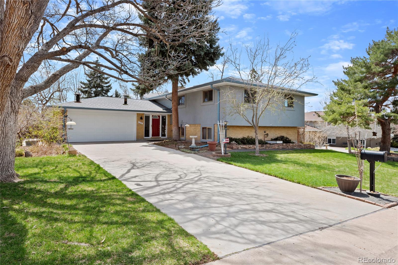 1274 E Fremont Circle N