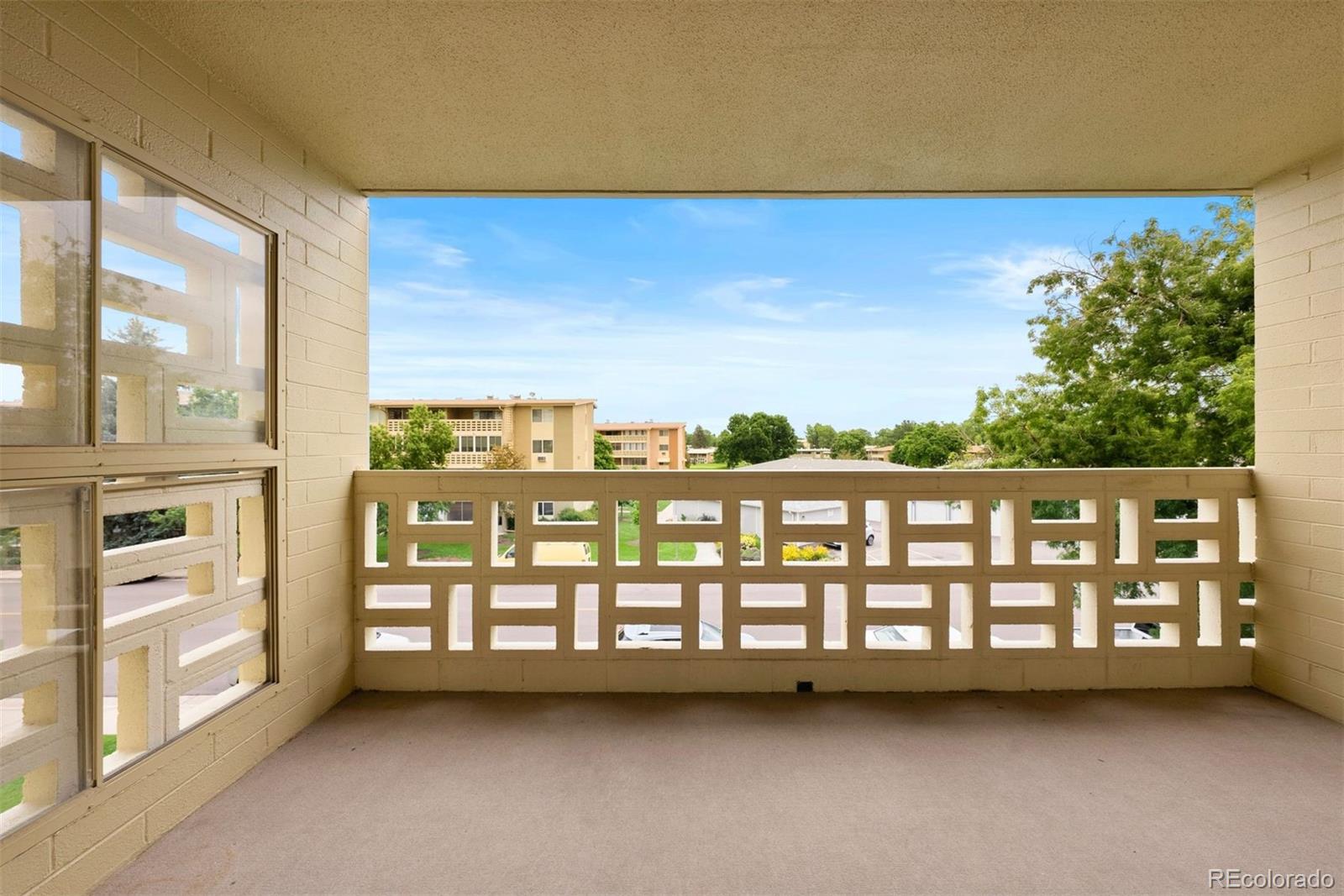 695 S Alton Way Unit: 9C