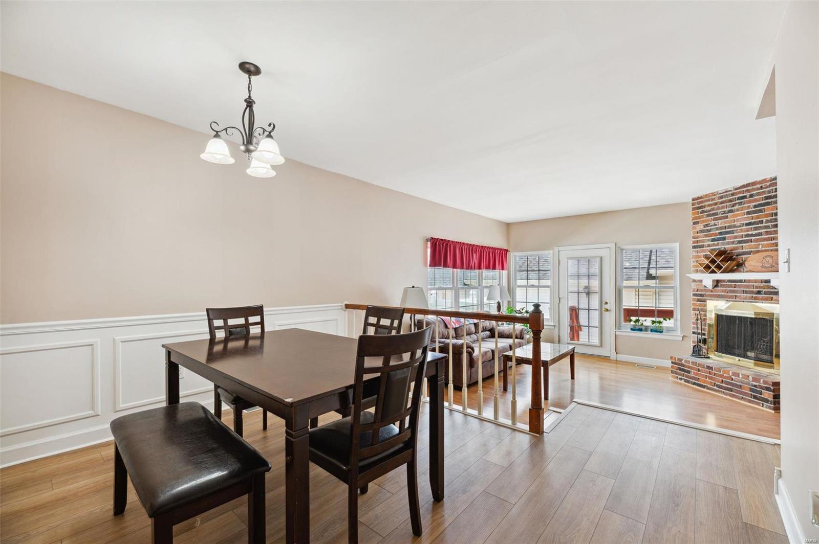 16513 Carriage View Ct
