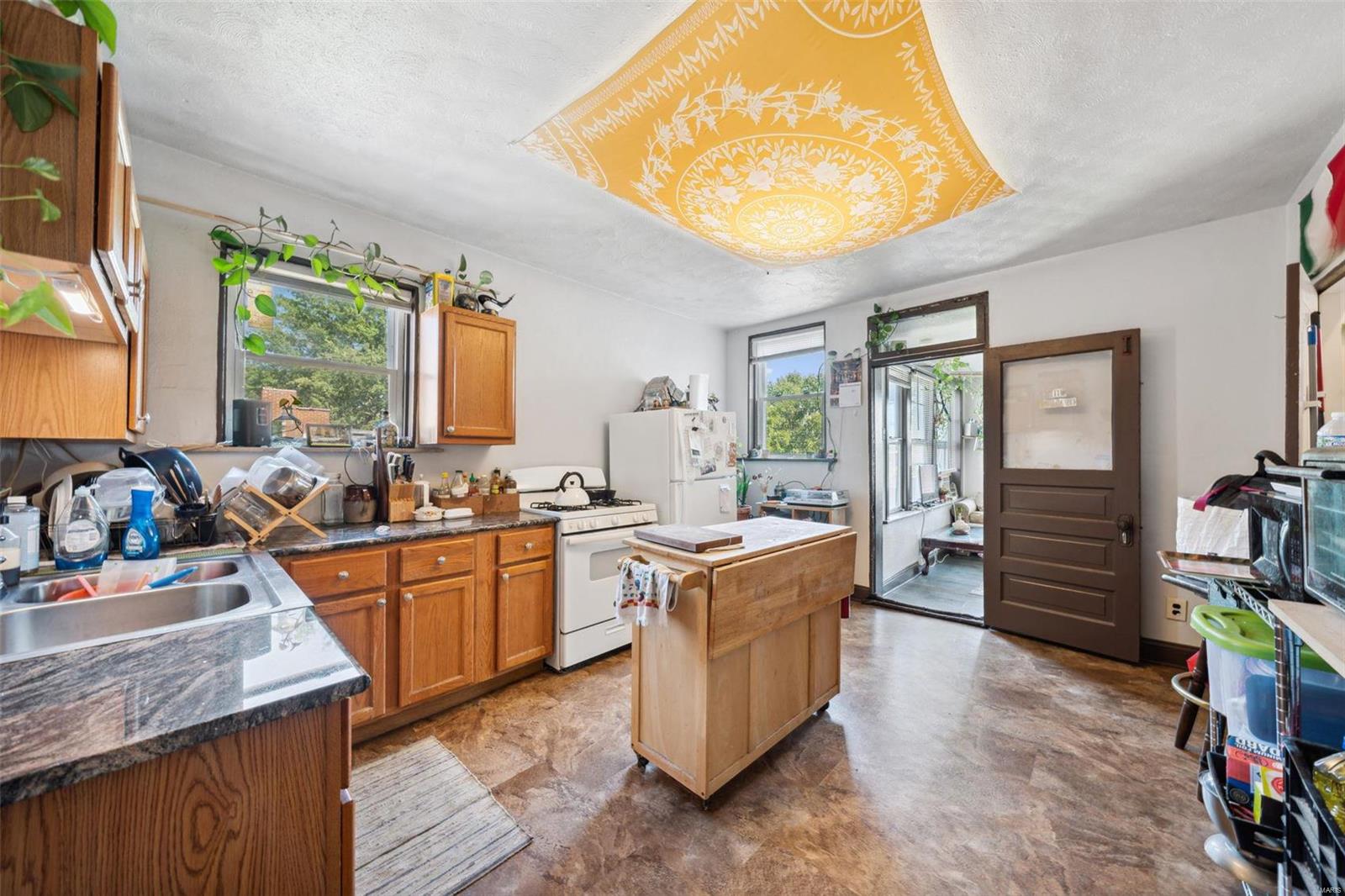 5214 Devonshire Avenue Unit: 5214-5216