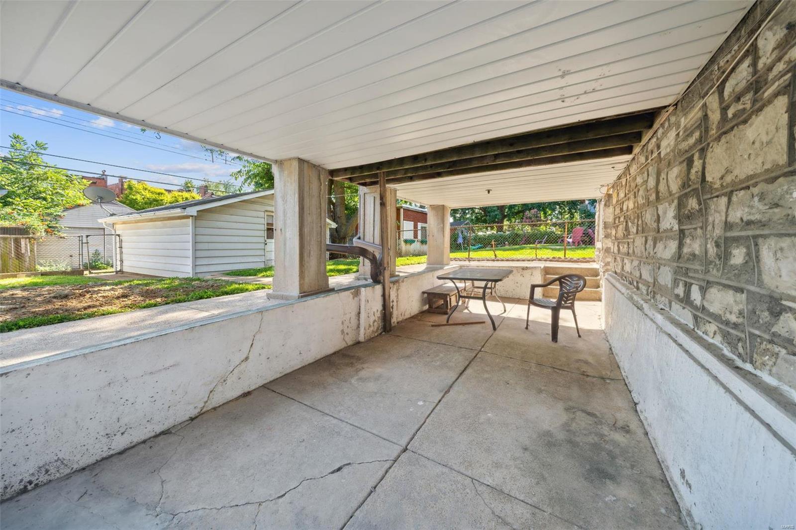 5214 Devonshire Avenue Unit: 5214-5216