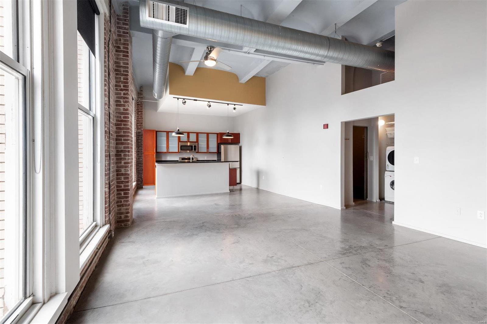 1136 Washington Avenue Unit: 508