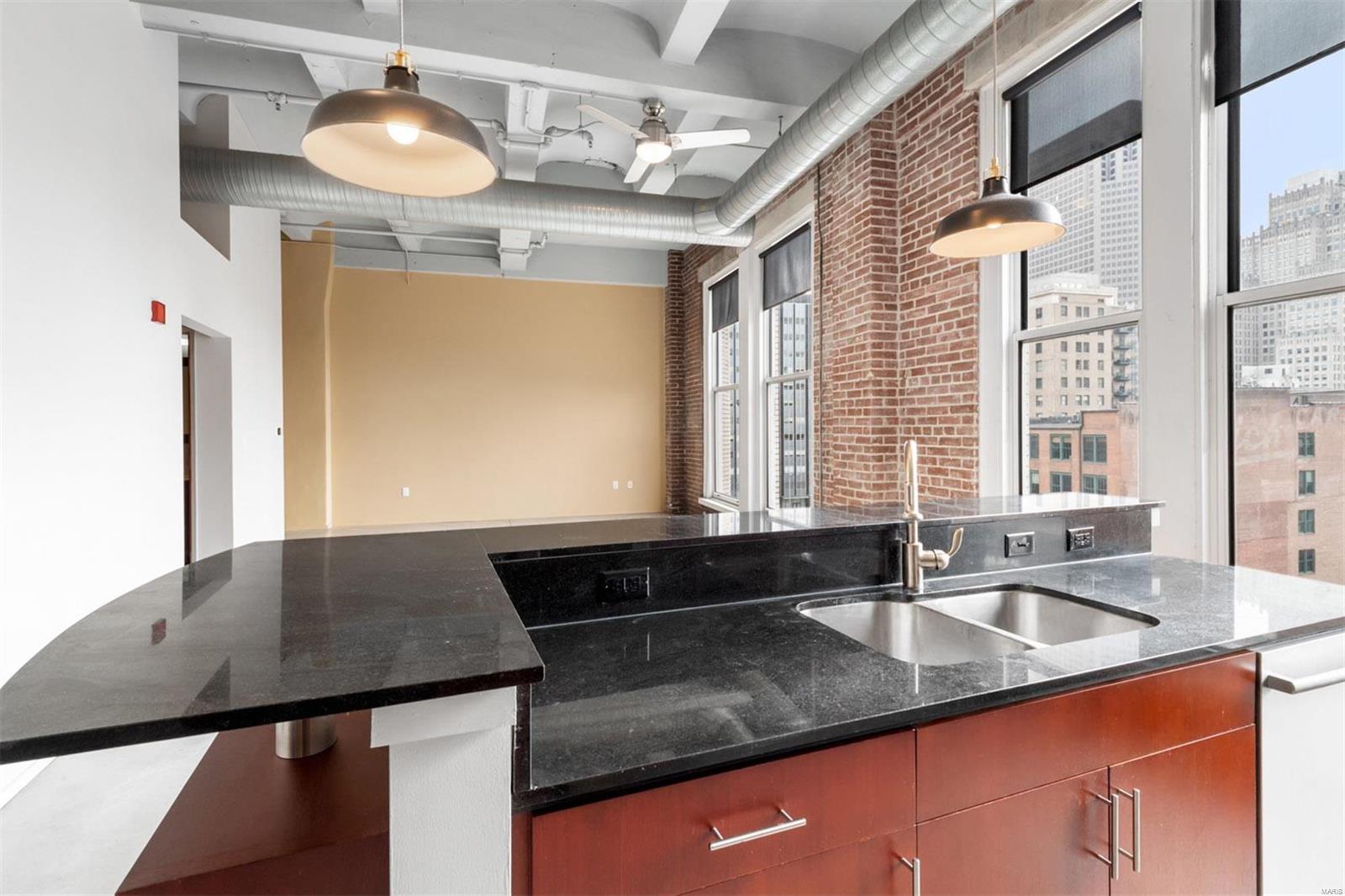 1136 Washington Avenue Unit: 508