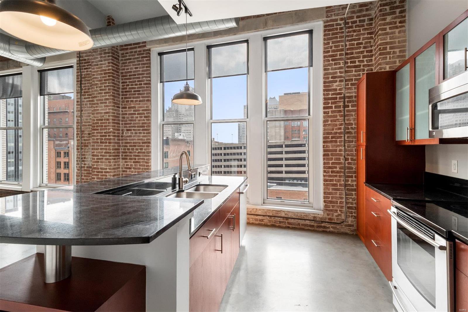 1136 Washington Avenue Unit: 508