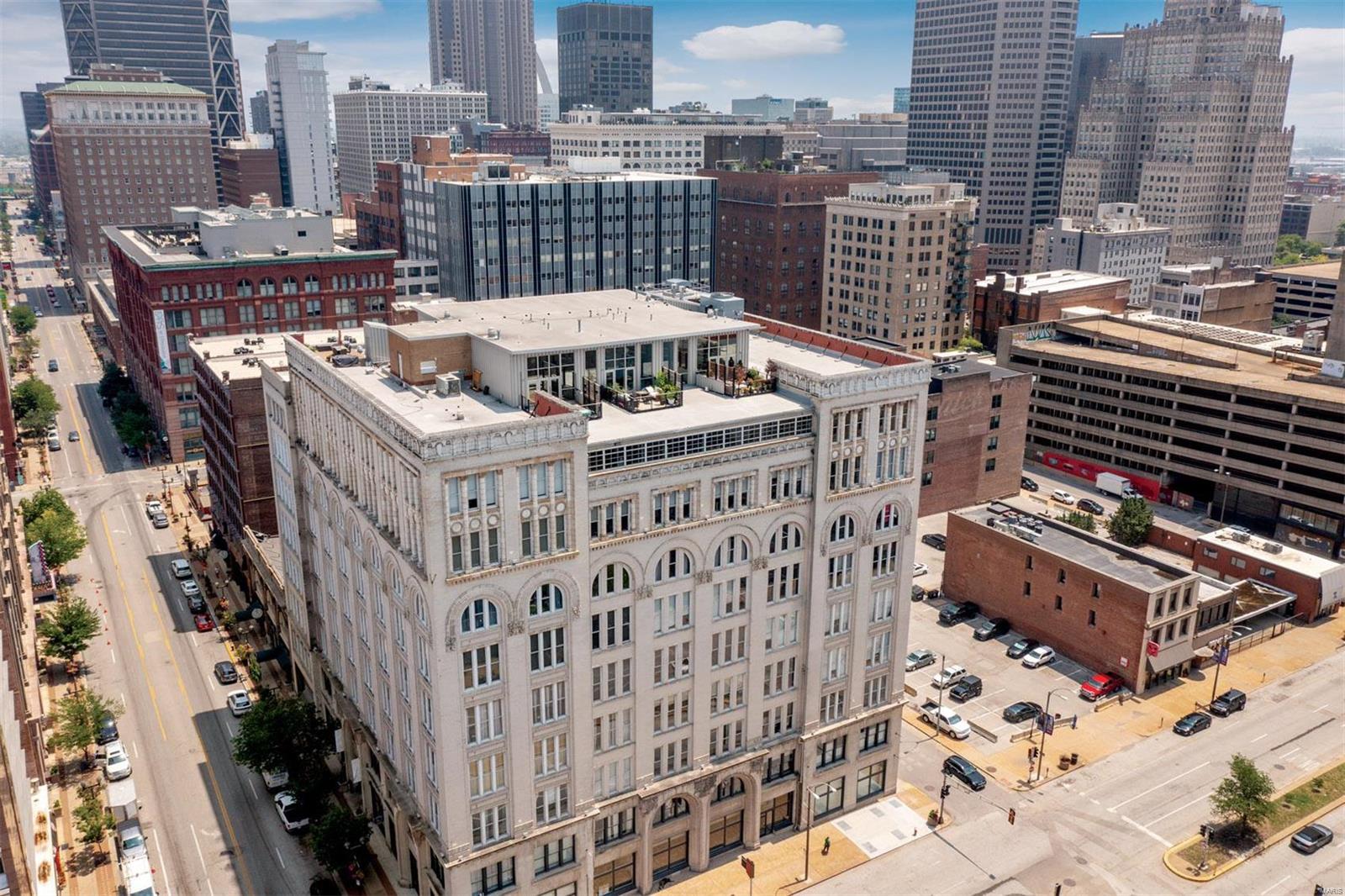 1136 Washington Avenue Unit: 508