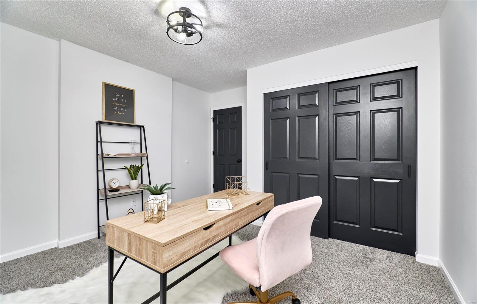 517 Pioneer Drive