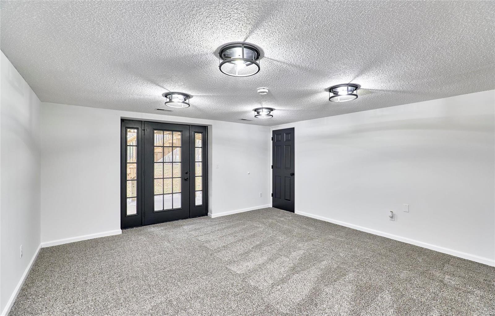 517 Pioneer Drive