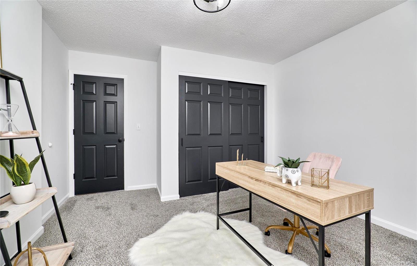 517 Pioneer Drive