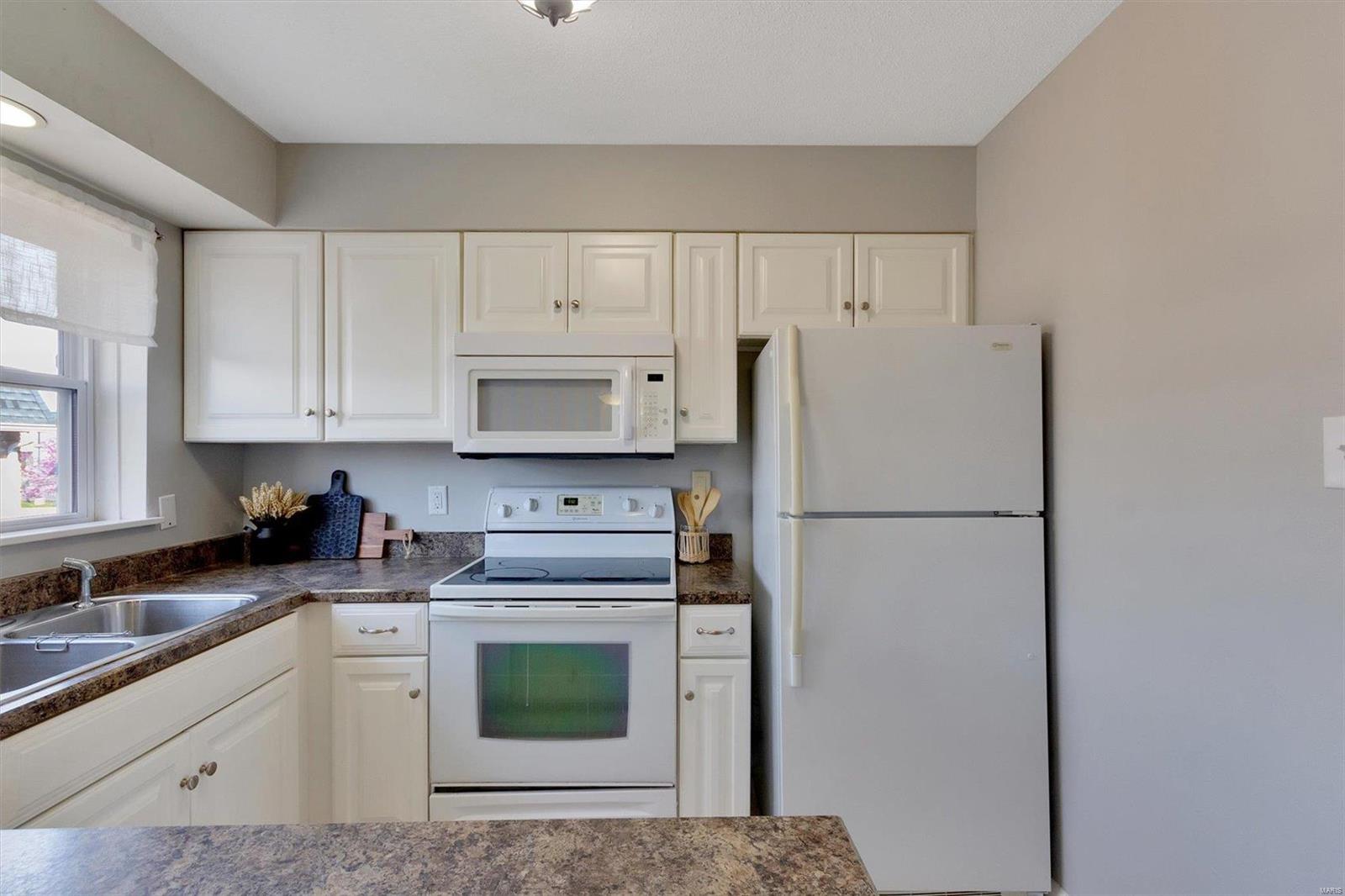 12867 Town And Four Drive Unit: 12867