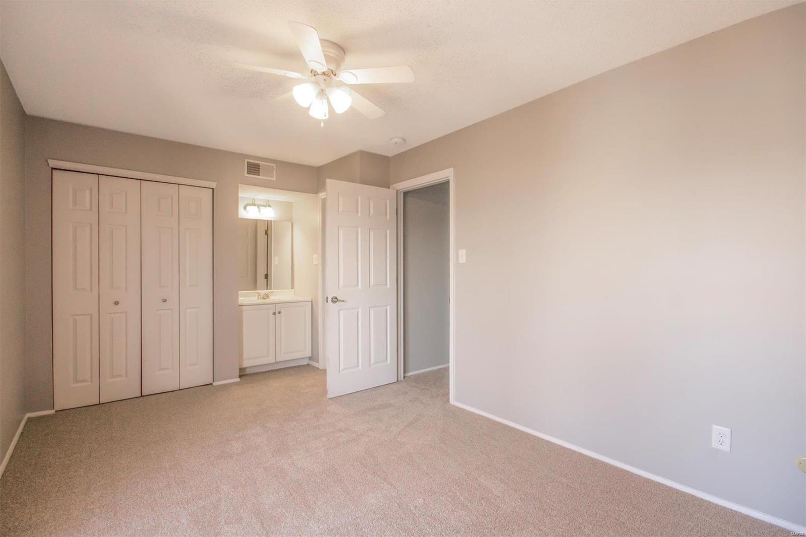 12867 Town And Four Drive Unit: 12867
