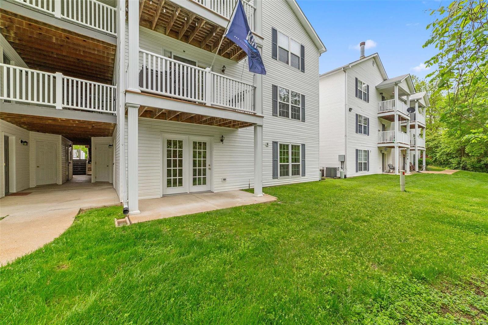 1401 Summertree Springs Avenue Unit: C