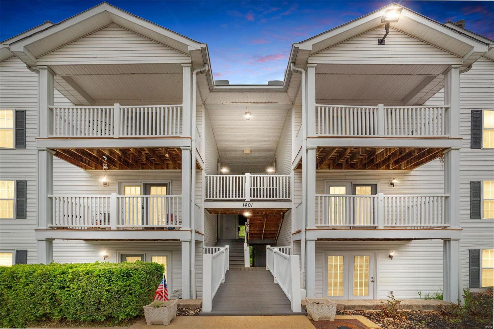 1401 Summertree Springs Avenue Unit: C