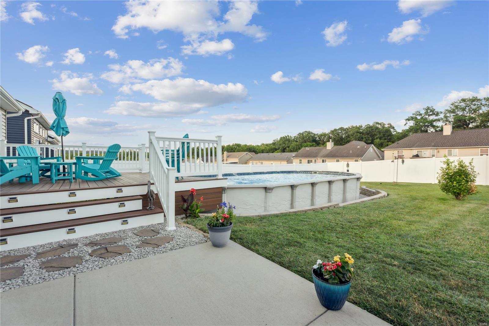 1034 Palisades Lane