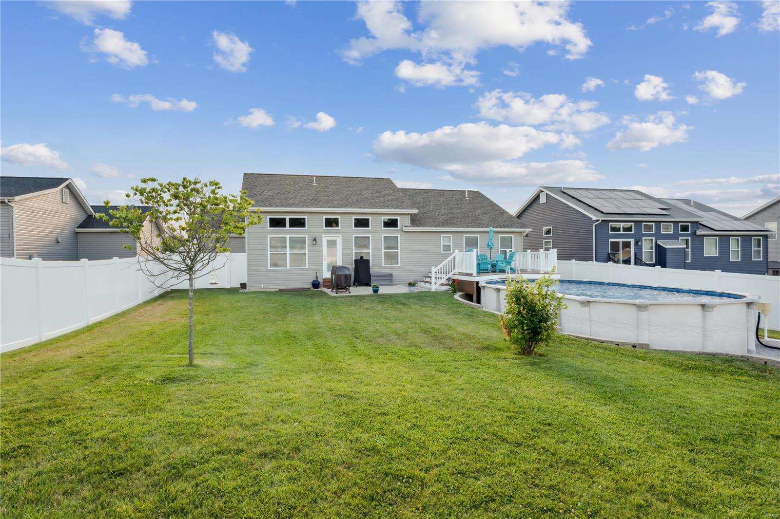 1034 Palisades Lane