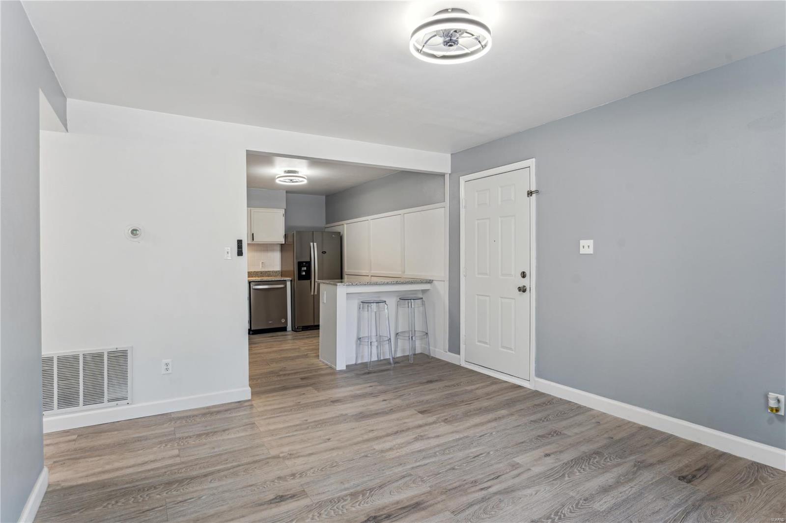 1942 Marine Terrace Drive Unit: B