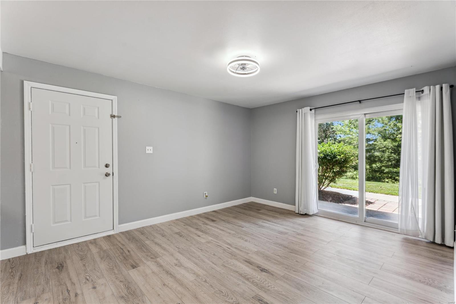1942 Marine Terrace Drive Unit: B