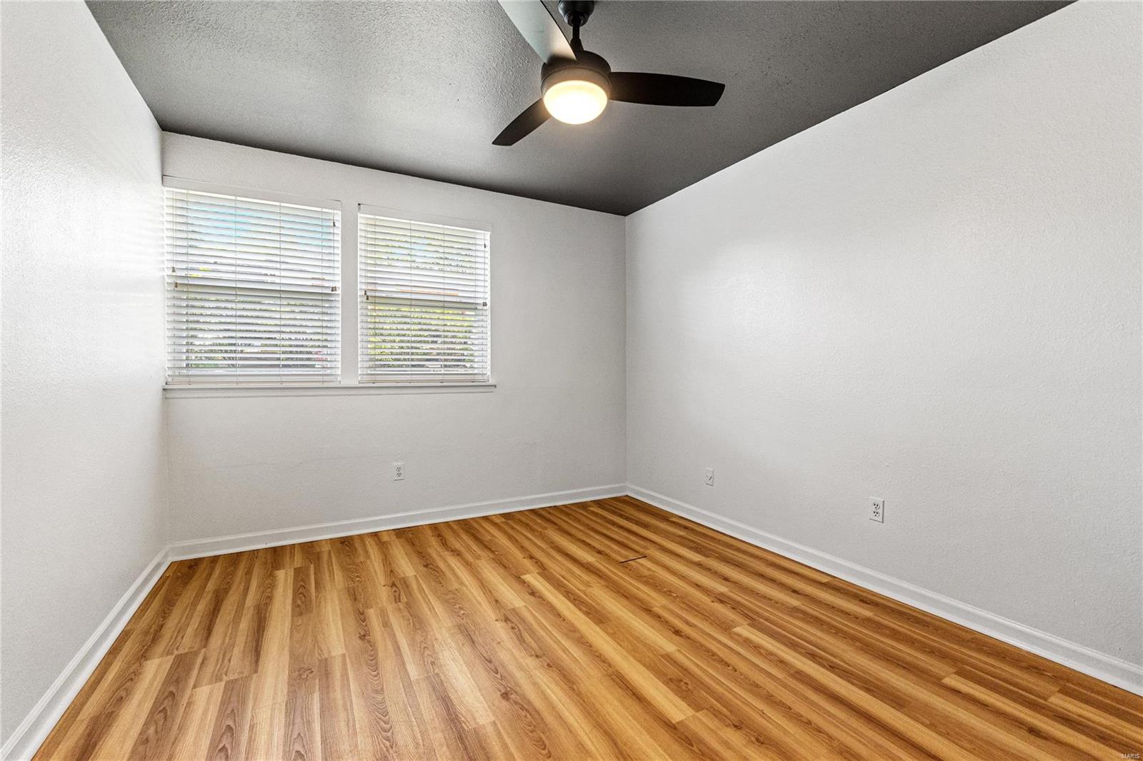 1958 Greenpoint Drive Unit: 102